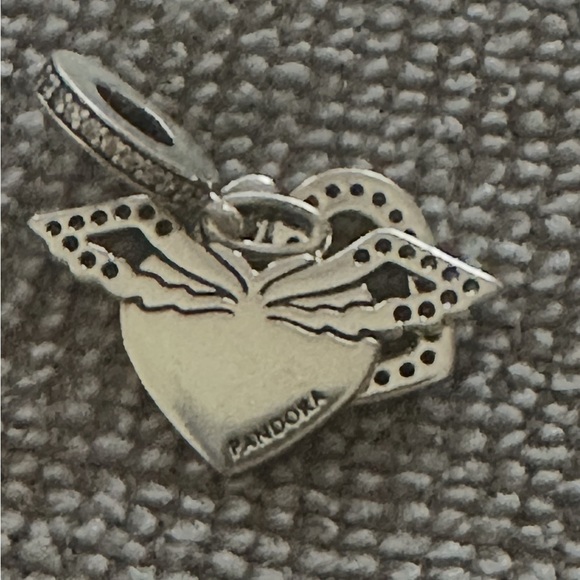 Pandora Heart & Angel Wings Dangle Charm - Picture 4 of 5